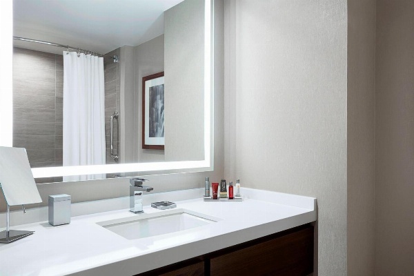 Ithaca Marriott Downtown on the Commons image 7